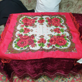 Павлопасадский платок с люриксом. Шерсть. Новый 83х90 см.